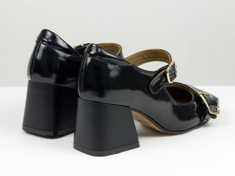 Дизайнерські туфлі на невисокому підборі з лакової натуральної італійської шкіри чорного кольору, Т-2156-03