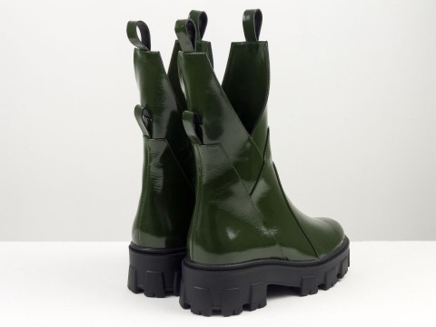 Жіночі зелені високі черевики з натуральної шкіри наплак асиметричного крою, Б-2104-15