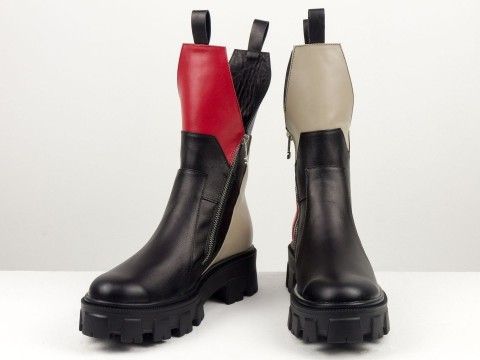 Жіночі чорні високі черевики з натуральної шкіри асиметричного крою, Б-2104-01.