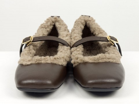 Женские теплые балетки низкого хода из натуральной кожи коричневого цвета и мехом «тедди» Gino Figini