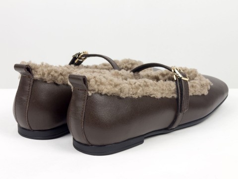 Женские теплые балетки низкого хода из натуральной кожи коричневого цвета и мехом «тедди» Gino Figini