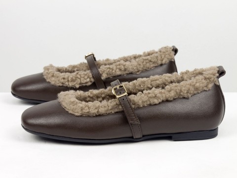 Женские теплые балетки низкого хода из натуральной кожи коричневого цвета и мехом «тедди» Gino Figini