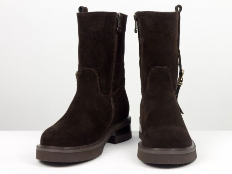 Жіночі замшеві черевики з ремінцем та масивною підошвою Gino Figini
