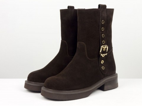 Жіночі замшеві черевики з ремінцем та масивною підошвою Gino Figini