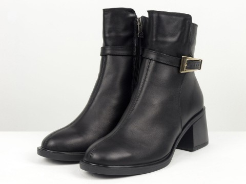 Стильні жіночі черевикиз натуральної шкіри чорного кольору Gino Figini