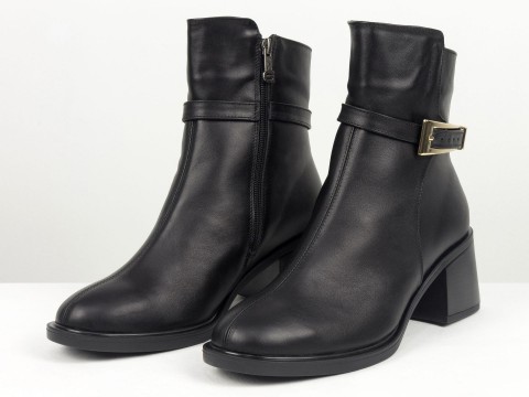 Стильні жіночі черевикиз натуральної шкіри чорного кольору Gino Figini