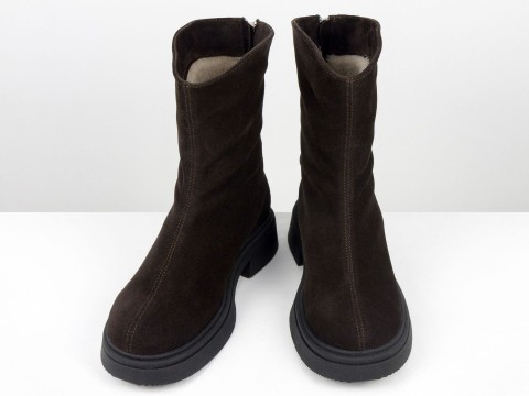 Жіночі черевики з натуральної замші шоколадного кольору Gino Figini