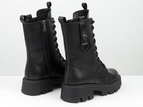 Жіночі чорні високі черевики з натуральної шкіри на шнурівці та з блискавою, Б-2328-01