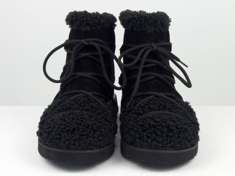 Жіночі чорні уггі з натуральної замші на шнуровці та хутром "тедді" ,Б-2338-01
