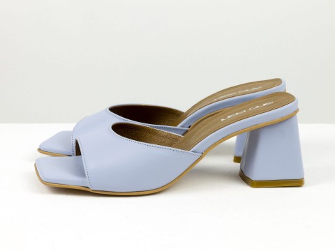 Дизайнерские шлепанцы голубого цвета  на обтяжном  каблуке из натуральной итальянской кожи, С-2216-07