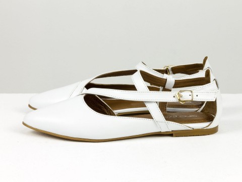 Женские белые туфли на низком ходу из натуральной кожи с ремешками и застежкой, С-2223-01