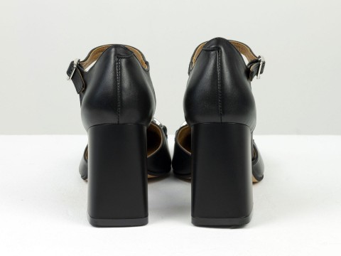 Дизайнерські чорні босоніжки на необтяжних підборах з натуральної італійської шкіри зі срібною фурнітурою, С-2211-07