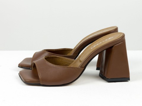 Дизайнерские шлепанцы коричневого цвета на обтяжном каблуке из натуральной итальянской кожи, С-2217-06