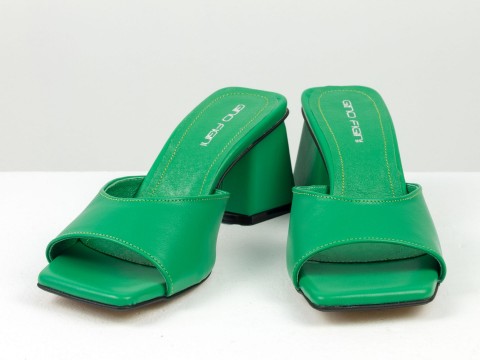 Дизайнерські шльопанці зеленого кольору "лайм" на обтяжних підборах з натуральної італійської шкіри, С-2216-04