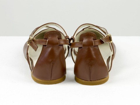 Жіночі коричневі туфлі на низькому ходу з натуральної шкіри з ремінцями та застібкою, С-2223-04