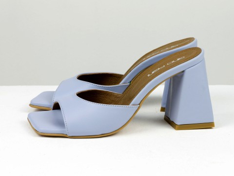 Дизайнерские шлепанцы нежно голубого цвета на обтяжном каблуке из натуральной итальянской кожи, С-2217-08